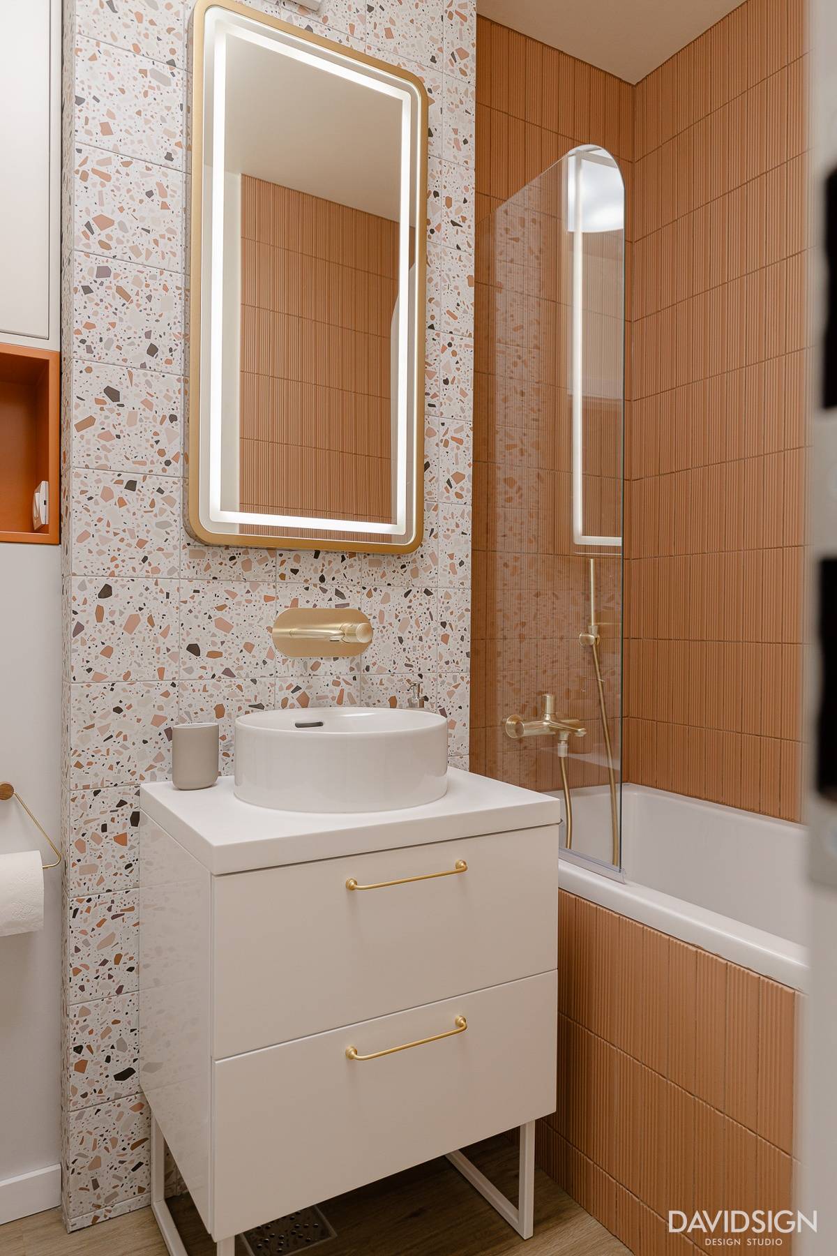 Design interior White Monkey Apartment Oradea România Davidsign - 12